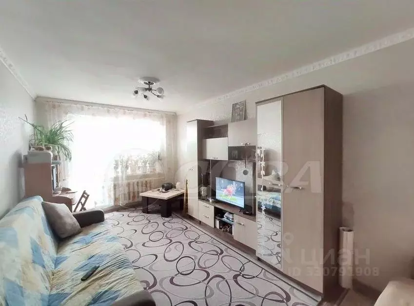 2-к кв. Тюменская область, Тюмень ул. Пермякова, 54 (50.0 м) - Фото 1