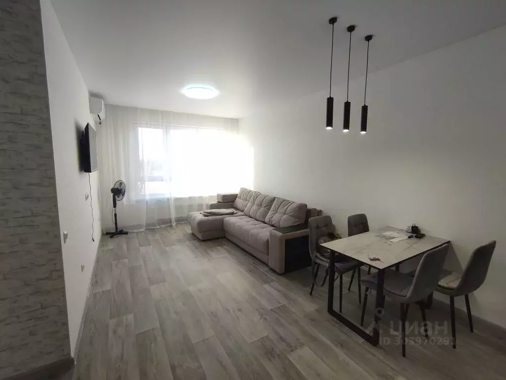 2-к кв. Тюменская область, Тюмень ул. Виктора Тимофеева, 10 (62.0 м) - Фото 1