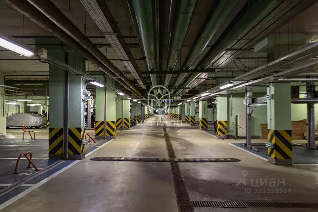 Гараж в Москва Мосфильмовская ул., 88к2с6 (20 м) - Фото 1