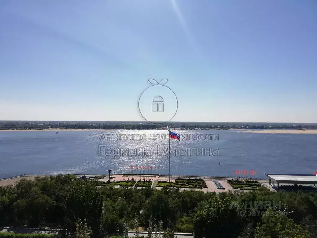 3-к кв. Волгоградская область, Волгоград ул. Маршала Чуйкова, 37 (94.3 ... - Фото 1