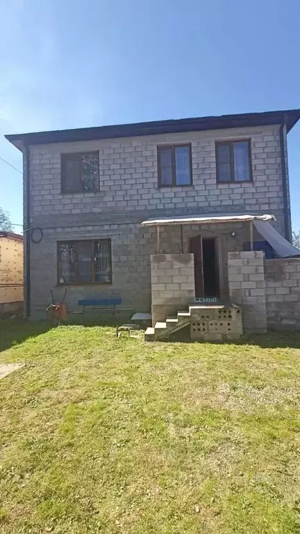 Дом в Северная Осетия, Владикавказ пл. Свободы (220 м) - Фото 1