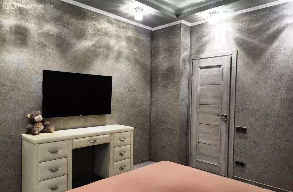 3-комнатная квартира: Краснодар, улица имени 40-летия Победы, 131 (82 ... - Фото 2