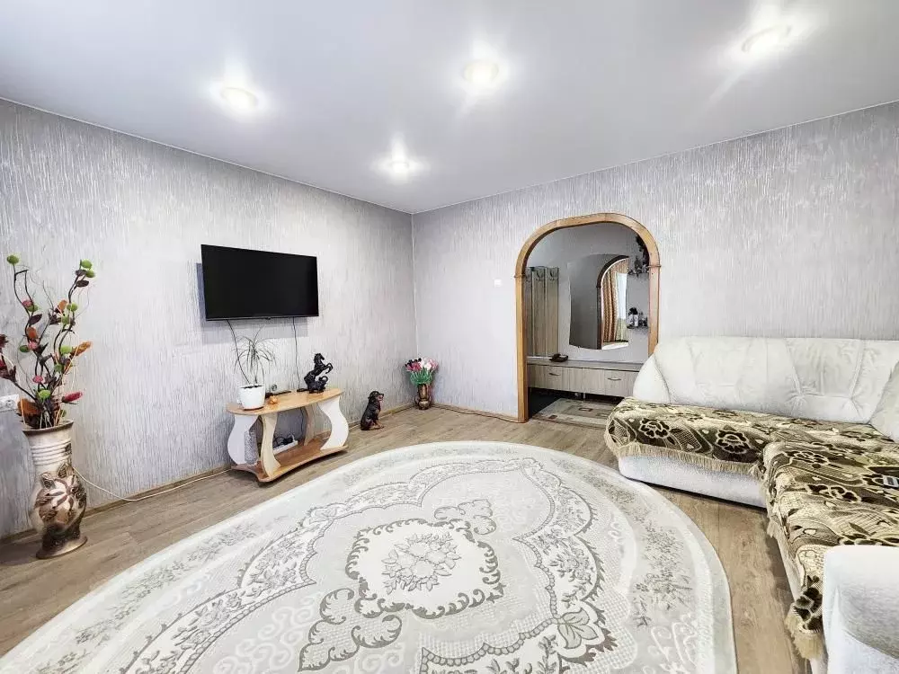 4-к кв. Хакасия, Саяногорск Саяногорск городской округ, Ленинградский ... - Фото 1