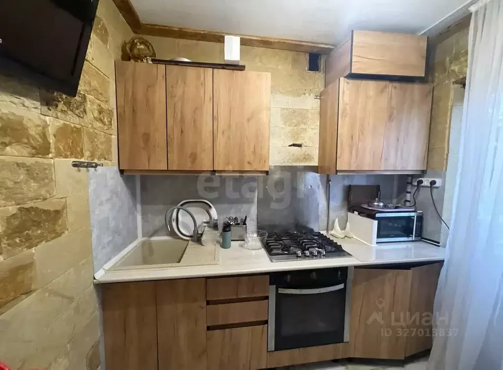 2-к кв. Адыгея, Майкоп ул. Коммунаров, 9 (44.3 м) - Фото 1