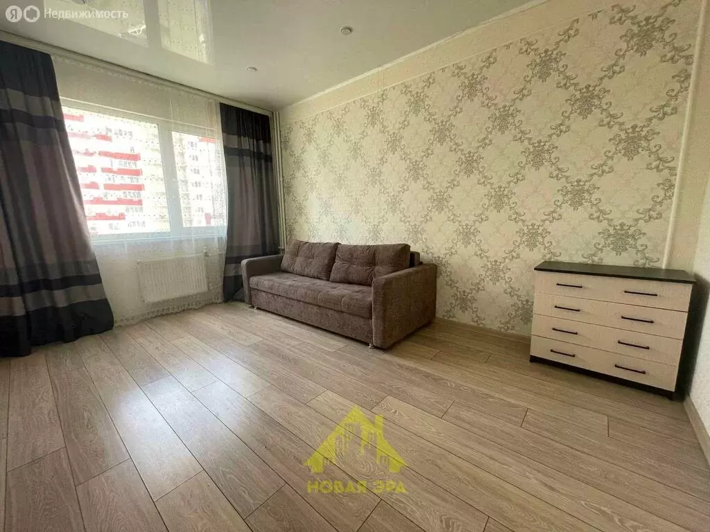 1-комнатная квартира: Оренбург, улица Рощина, 3 (35 м) - Фото 2
