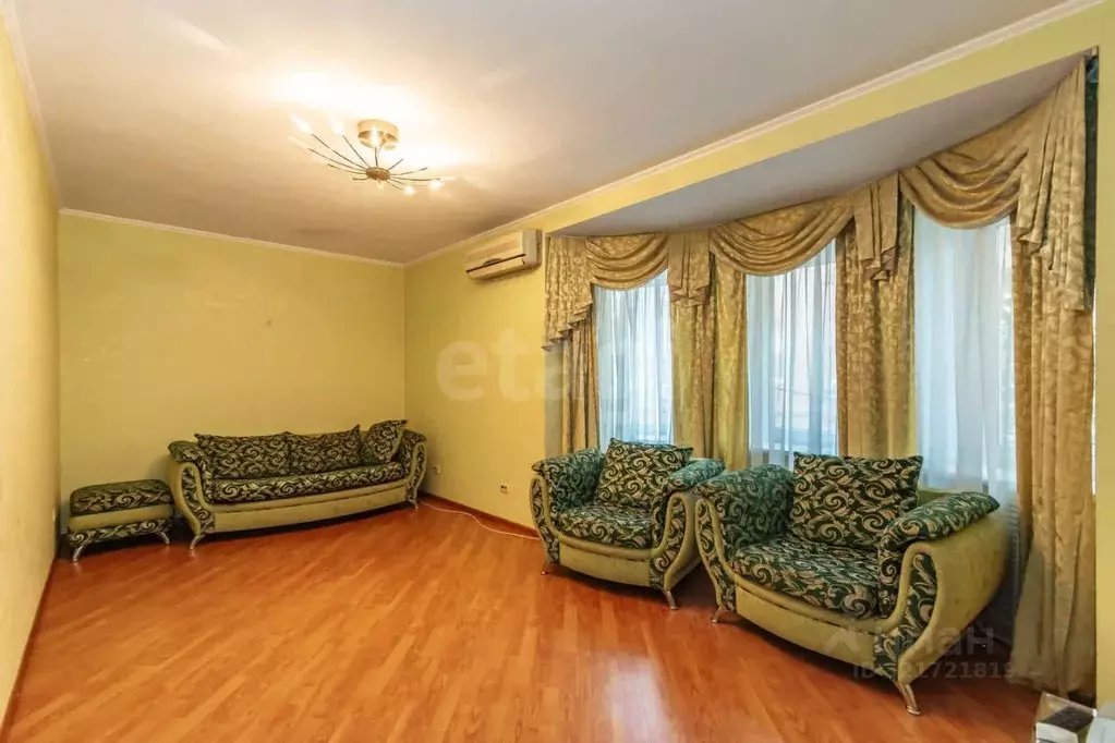 3-к кв. Ростовская область, Ростов-на-Дону ул. Обороны, 42/20 (74.1 м) - Фото 0