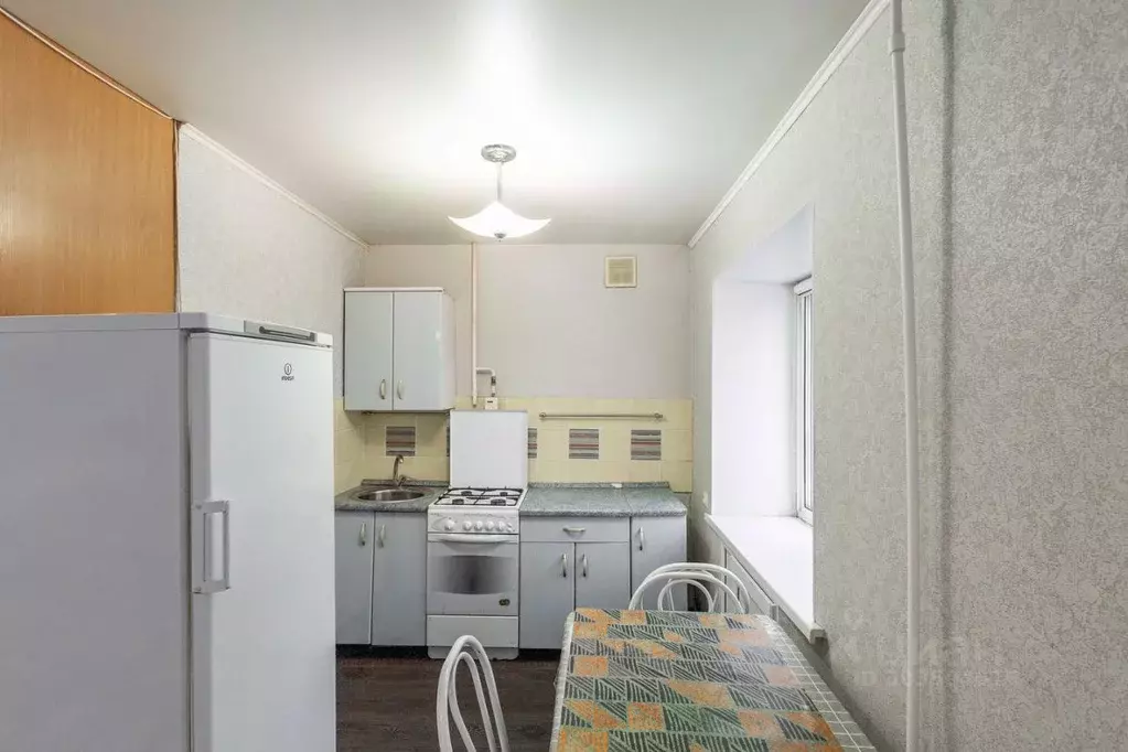 Студия Омская область, Омск ул. Анатолия Маркова, 2 (36.0 м) - Фото 1