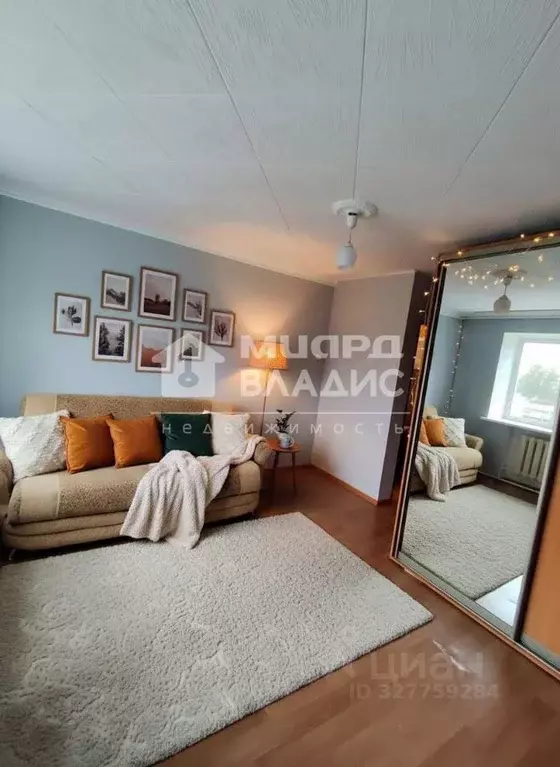 Комната Омская область, Омск Городок Нефтяников мкр, ул. 19-го ... - Фото 1