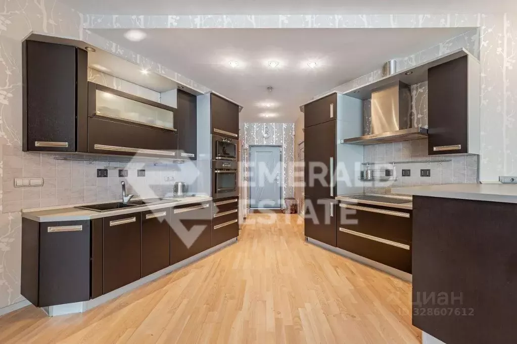 Квартира, 3 комнаты, 97.4 м - Фото 1