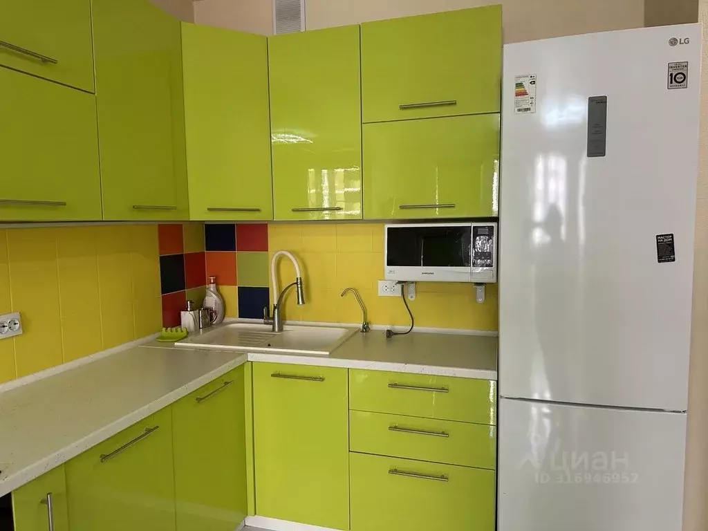 Студия Краснодарский край, Краснодар ул. Автолюбителей, 1/7к4 (30.0 м) - Фото 0