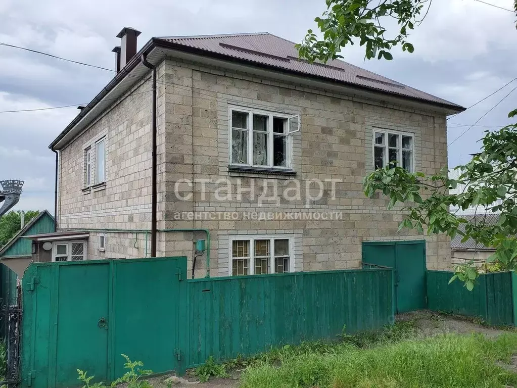 Дом в Ставропольский край, Ессентуки ул. Попова (222 м) - Фото 0