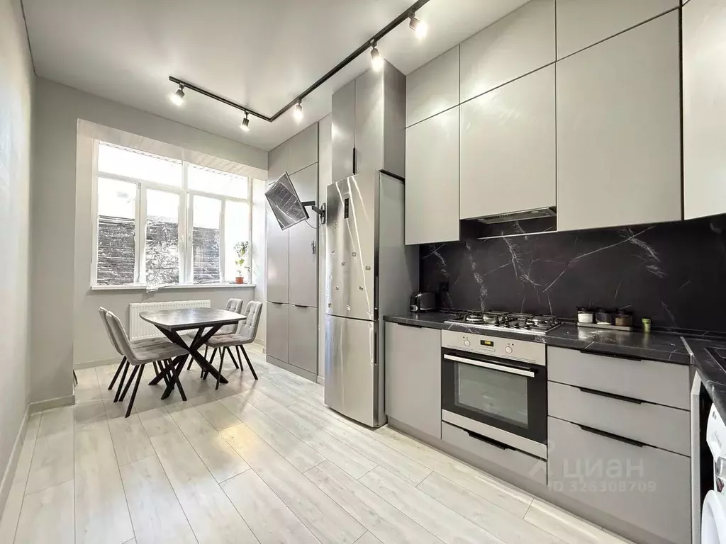 4-к кв. Кабардино-Балкария, Нальчик ул. 2-я Надречная, 128к1 (115.0 м) - Фото 1