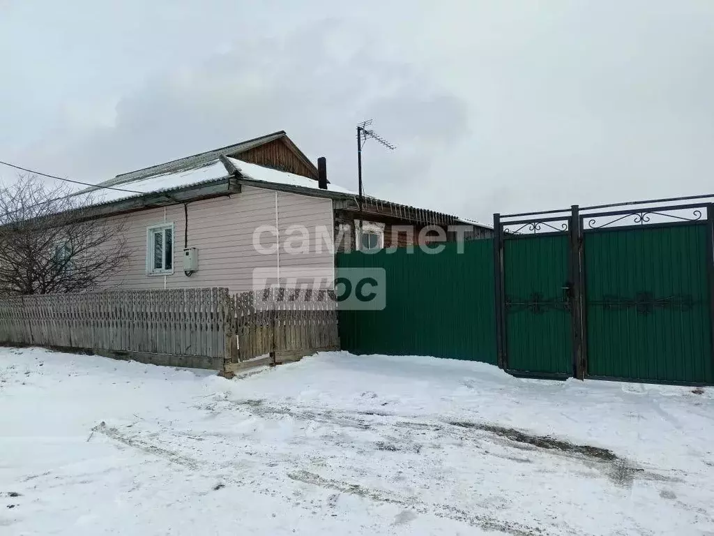 3-к кв. Иркутская область, Аларский район, пос. Кутулик Садовая ул., 8 ... - Фото 1