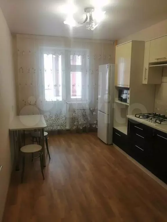 1-к. квартира, 40 м, 5/10 эт. - Фото 1