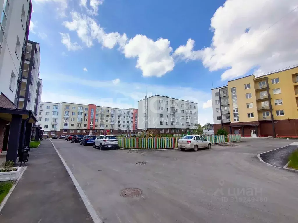 2-к кв. Пермский край, Березники ул. Уральских танкистов, 8/4 (49.04 ... - Фото 1