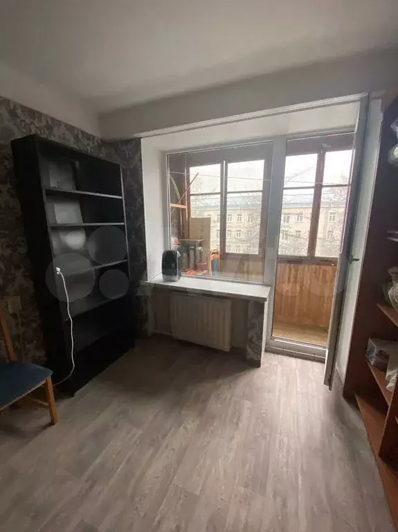 1-к. квартира, 35 м, 4/10 эт. - Фото 0
