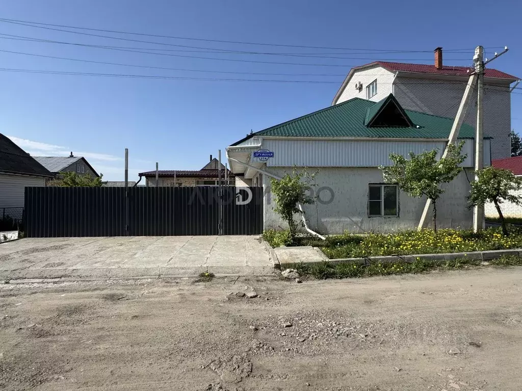 Дом в Алтайский край, Барнаул Дружная ул., 27А (100 м) - Фото 2