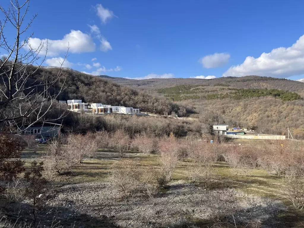 Участок в Крым, Алушта муниципальный округ, с. Изобильное пер. ... - Фото 0
