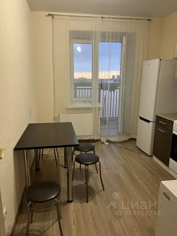 1-к кв. Татарстан, Казань ул. Родины, 33Бк1 (38.0 м) - Фото 2