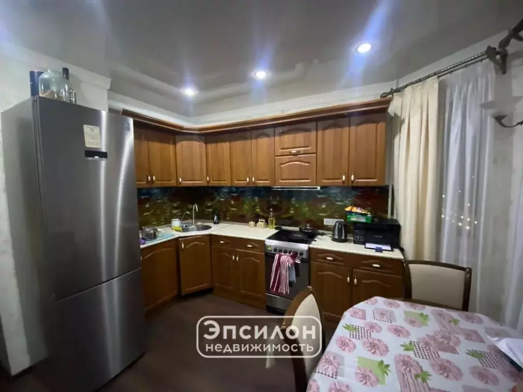 2-к кв. Курская область, Курск просп. Победы, 14 (57.39 м) - Фото 2