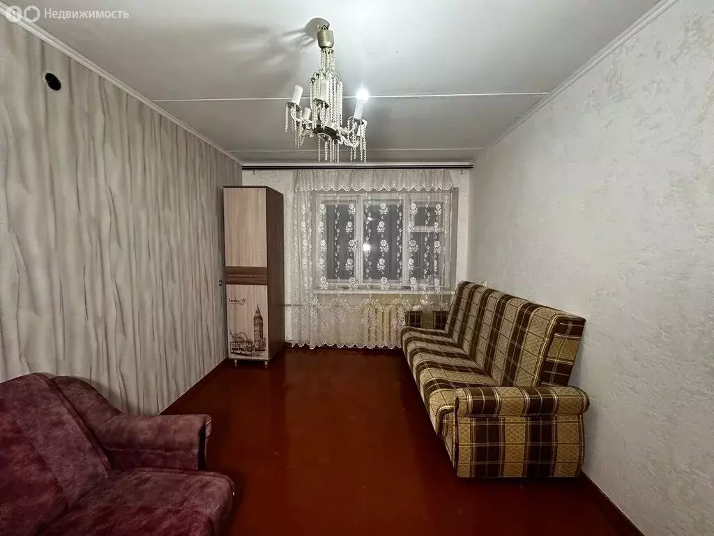 3-комнатная квартира: деревня Юркино, 13 (51 м) - Фото 1