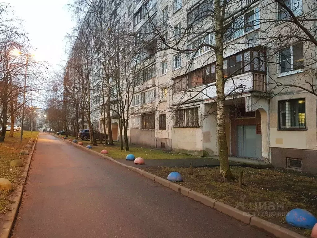 Помещение свободного назначения в Санкт-Петербург ул. Коммуны, 32к2 ... - Фото 1