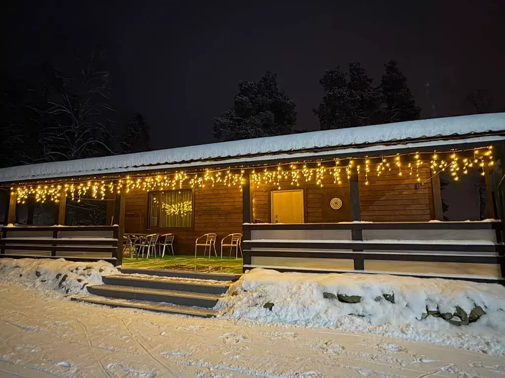 Дом в Карелия, Лахденпохский муниципальный округ, пос. Раухала ул. ... - Фото 2