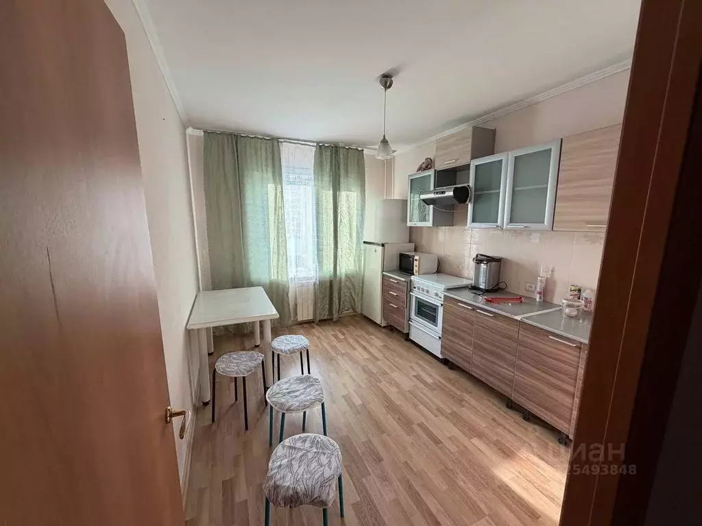 2-к кв. Бурятия, Улан-Удэ Ключевская ул., 70 (70.0 м) - Фото 1