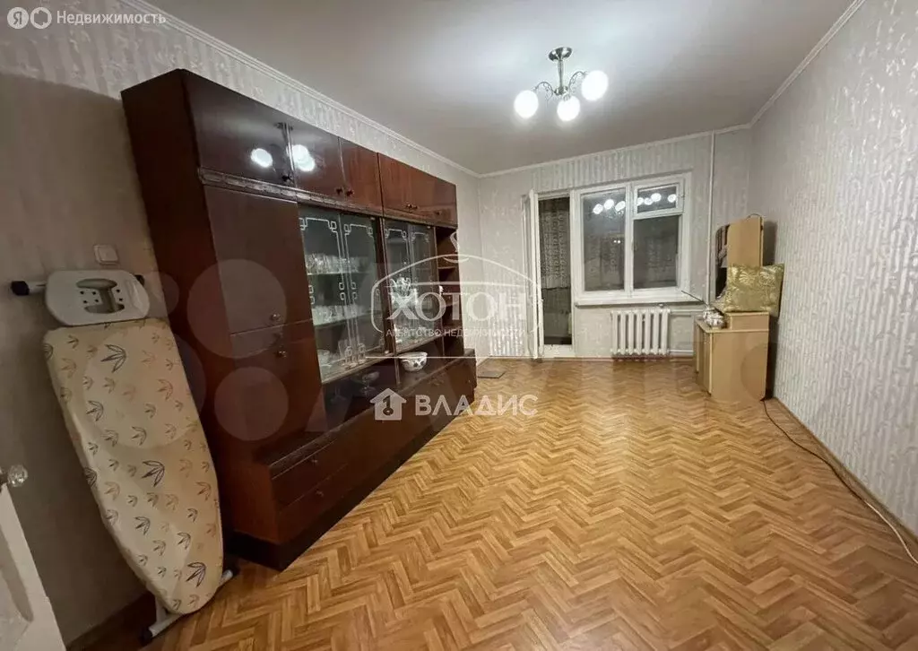 3-комнатная квартира: Элиста, 4-й микрорайон, 33 (70 м) - Фото 1