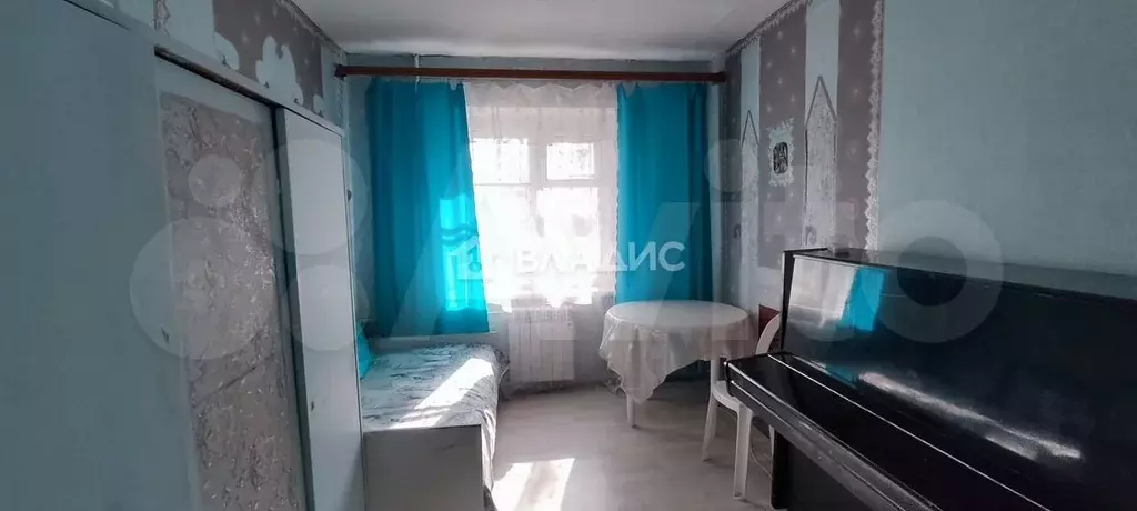 Комната 11 м в 6-к., 2/4 эт. - Фото 0