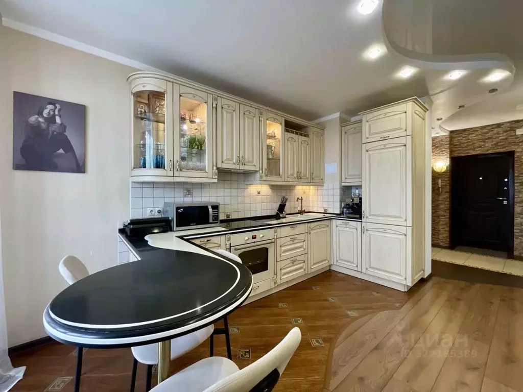 2-к кв. Омская область, Омск ул. Маяковского, 97 (44.0 м) - Фото 2