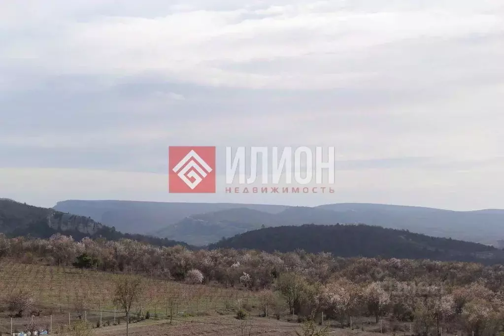 Участок в Крым, Бахчисарайский район, Куйбышевское с/пос, с. Танковое ... - Фото 1