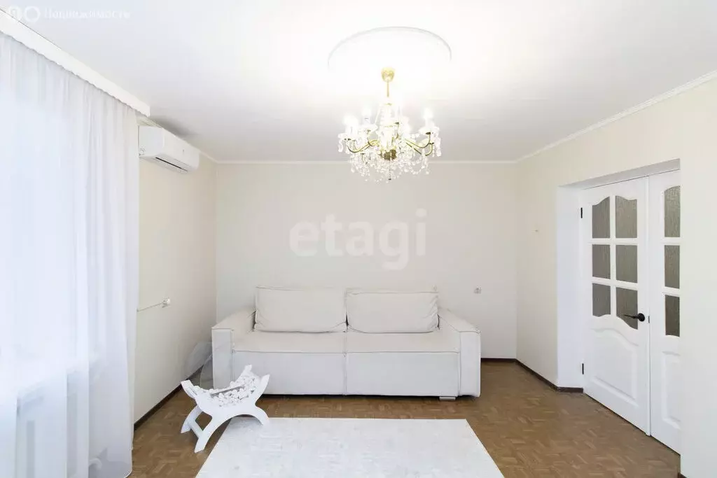 3-комнатная квартира: Тюмень, Харьковская улица, 57к2 (89 м) - Фото 2