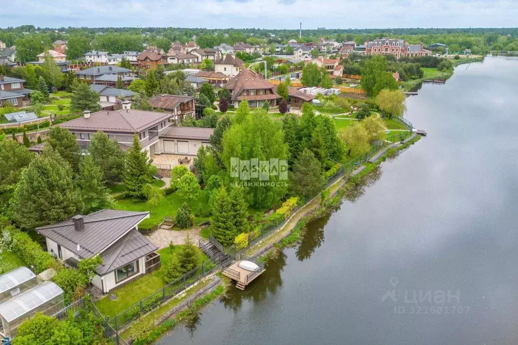 Дом, 840 м - Фото 0