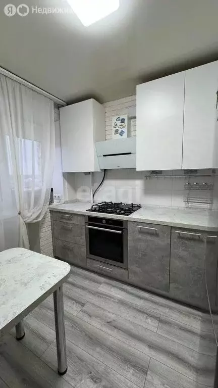 4-комнатная квартира: Камышлов, улица Энгельса, 205 (59.4 м) - Фото 0