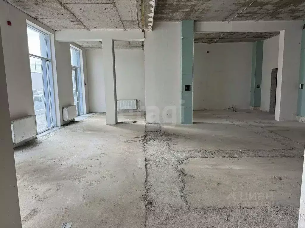 Помещение свободного назначения в Крым, Симферополь просп. Александра ... - Фото 1