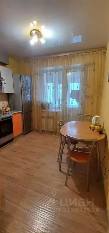 2-к кв. Омская область, Омск Пригородная ул., 5 (65.0 м) - Фото 0