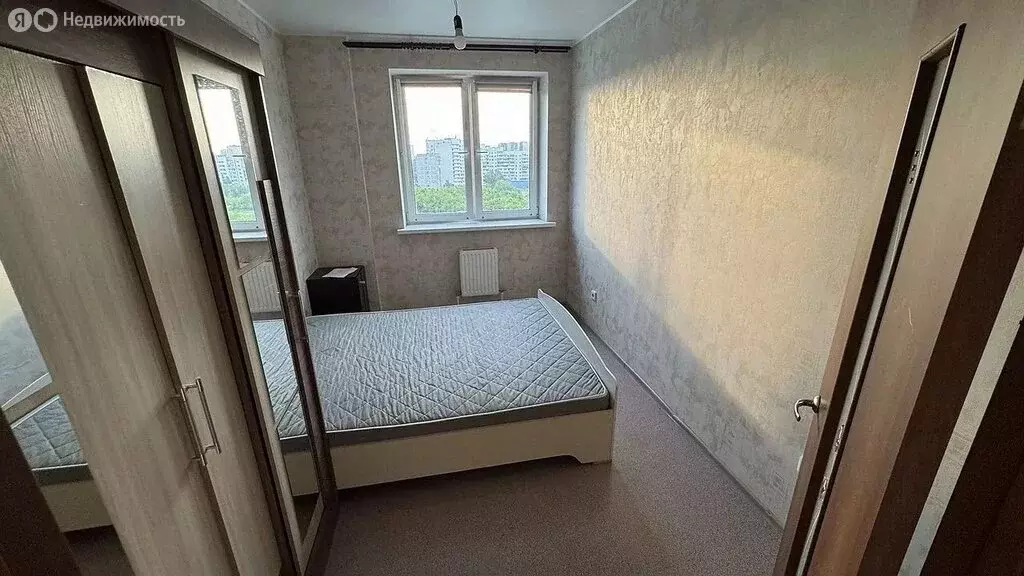 2-комнатная квартира: Тюмень, Таврическая улица, 9к2 (78 м) - Фото 0