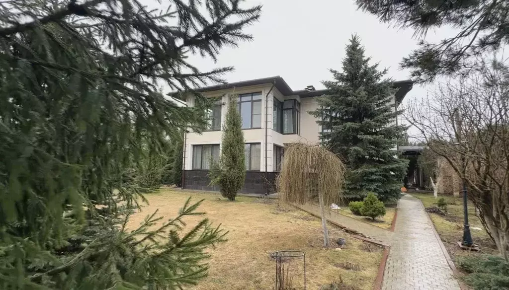 Дом в Москва пос. Первомайское, ул. Юго-Восточная, 147 (350 м) - Фото 1