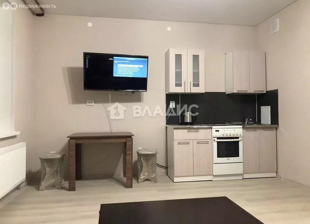 Квартира-студия: Тобольск, 15-й микрорайон, 17 (30 м) - Фото 0