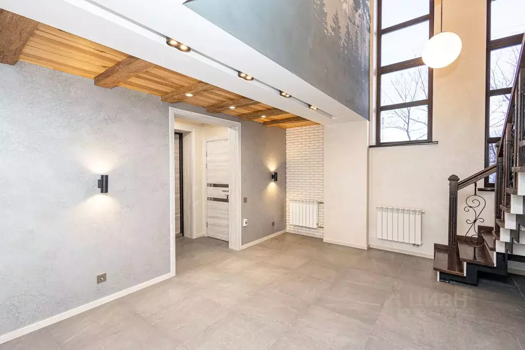 Помещение свободного назначения в Кемеровская область, Кемерово ул. ... - Фото 1