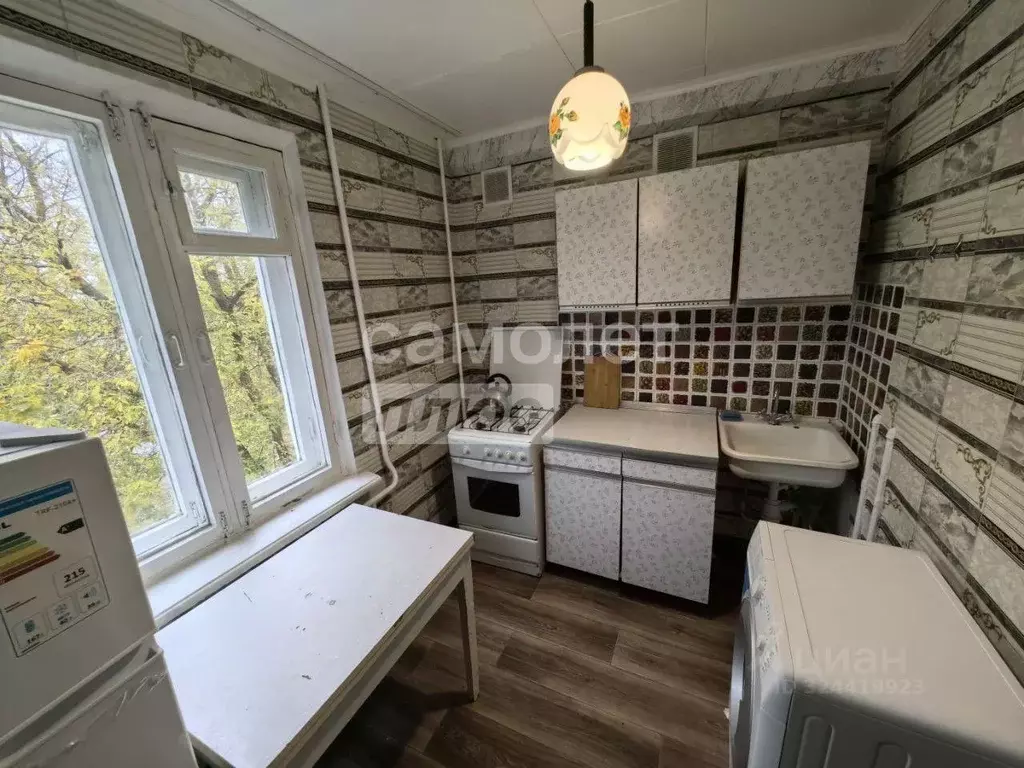 1-к кв. Владимирская область, Александров ул. Юбилейная, 16 (29.7 м) - Фото 2