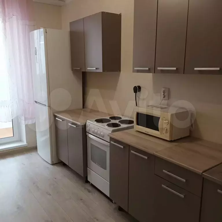 2-к. квартира, 56 м, 5/10 эт. - Фото 0