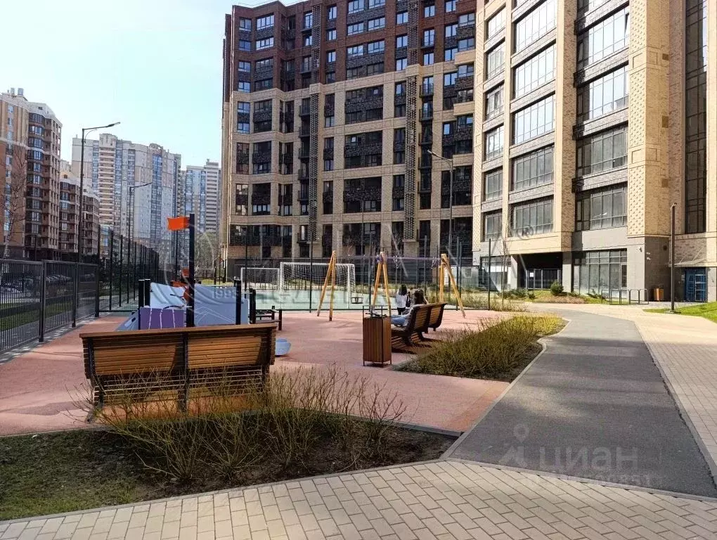 Гараж в Санкт-Петербург Лиственная ул., 20к2 (13 м) - Фото 1