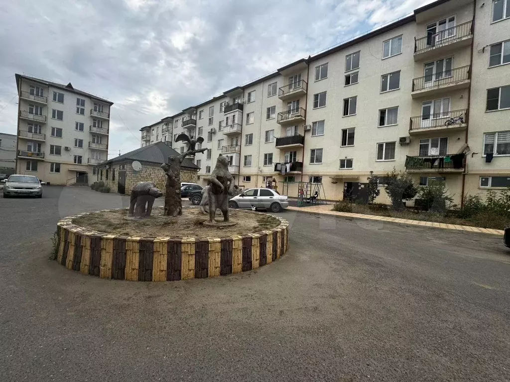 4-к. квартира, 130 м, 2/5 эт. - Фото 0