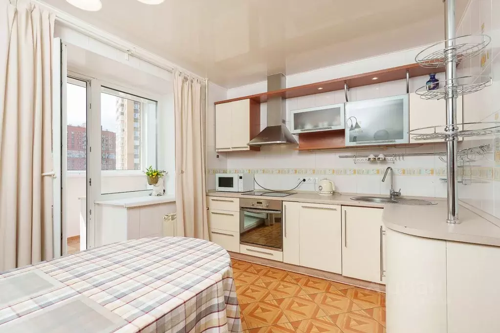 4-к кв. Новосибирская область, Новосибирск ул. Федосеева, 2 (92.0 м) - Фото 0