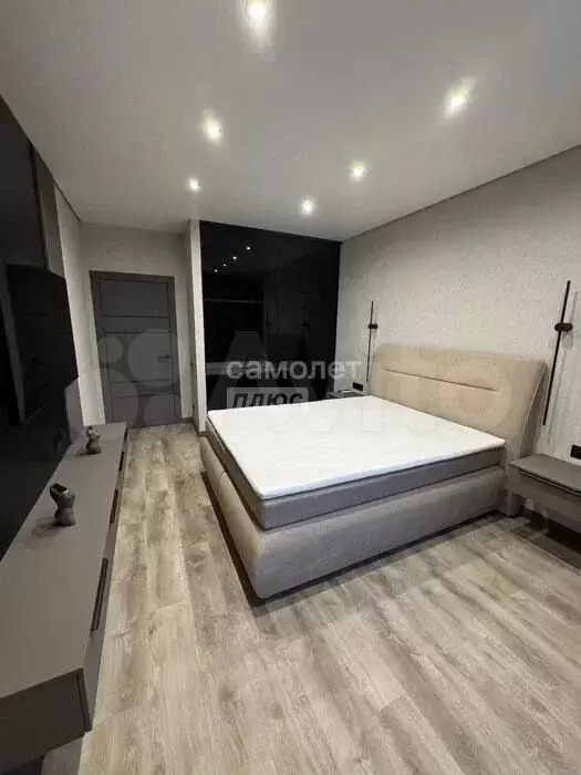2-к. квартира, 42 м, 4/8 эт. - Фото 1