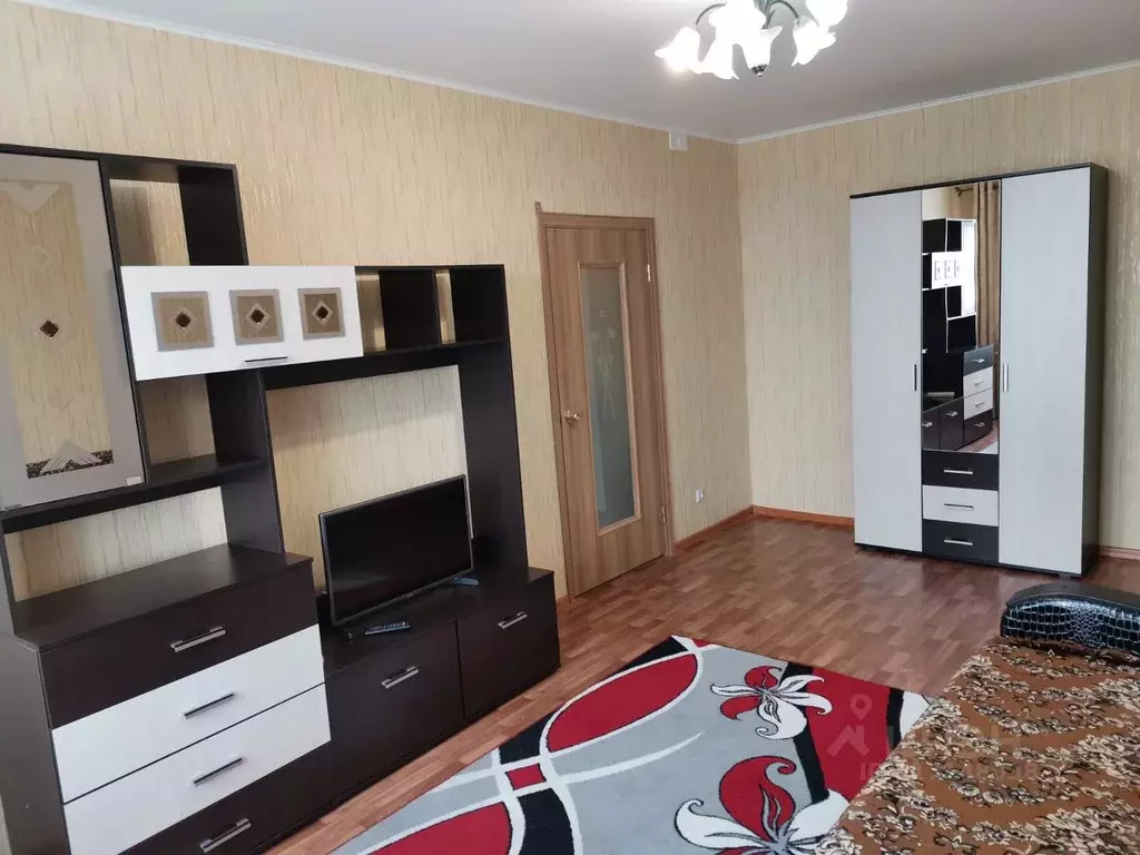 1-к кв. Курская область, Курск просп. Вячеслава Клыкова, 83 (38.0 м) - Фото 1