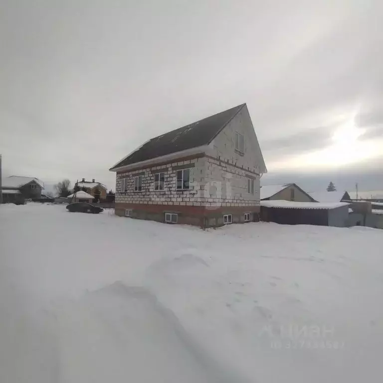 Дом в Челябинская область, с. Аргаяш ул. Озерная (261 м) - Фото 1