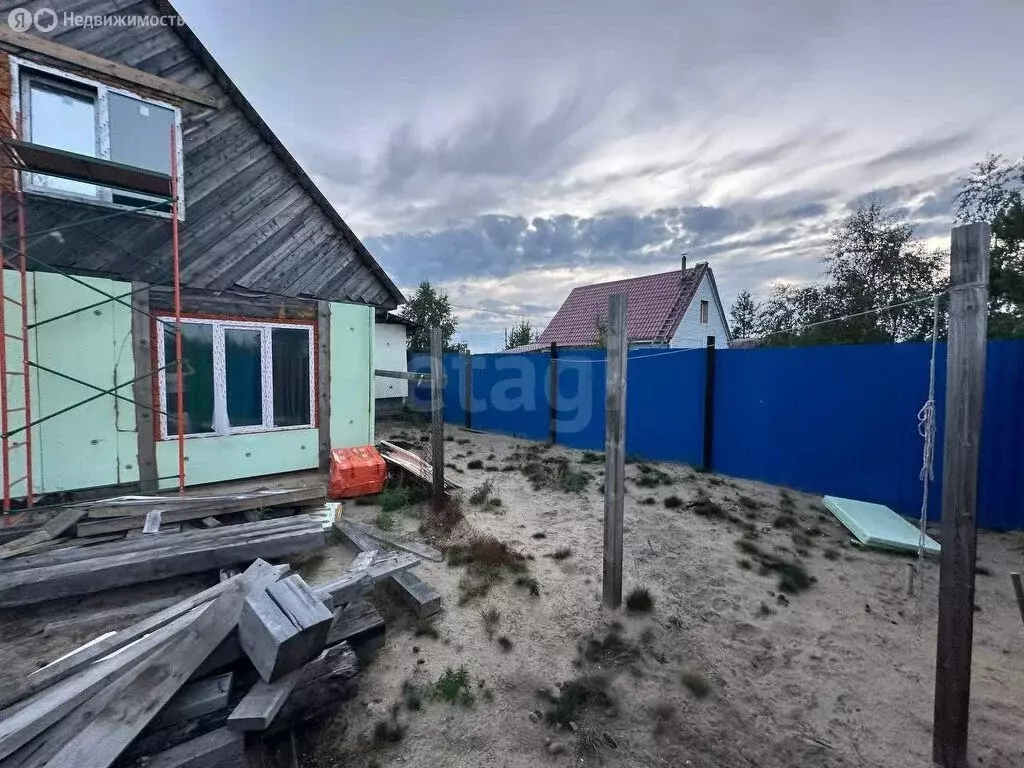 Дом в Новый Уренгой, ДК Простоквашино, 1-я Берёзовая улица (83 м) - Фото 0